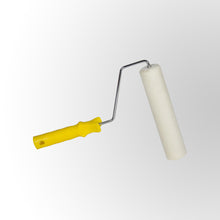 गैलरी व्यूवर में इमेज लोड करें, High-quality Sponge Roller With Plastic Handle (9 Inch)
