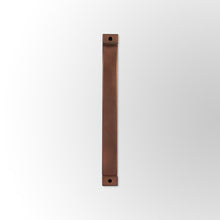 गैलरी व्यूवर में इमेज लोड करें, Designer Rectangle Door Handle Copper Metal by Evolve India

